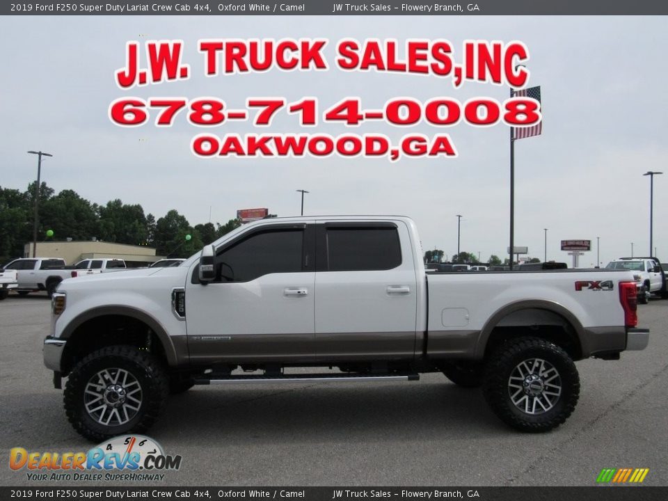 2019 Ford F250 Super Duty Lariat Crew Cab 4x4 Oxford White / Camel Photo #2