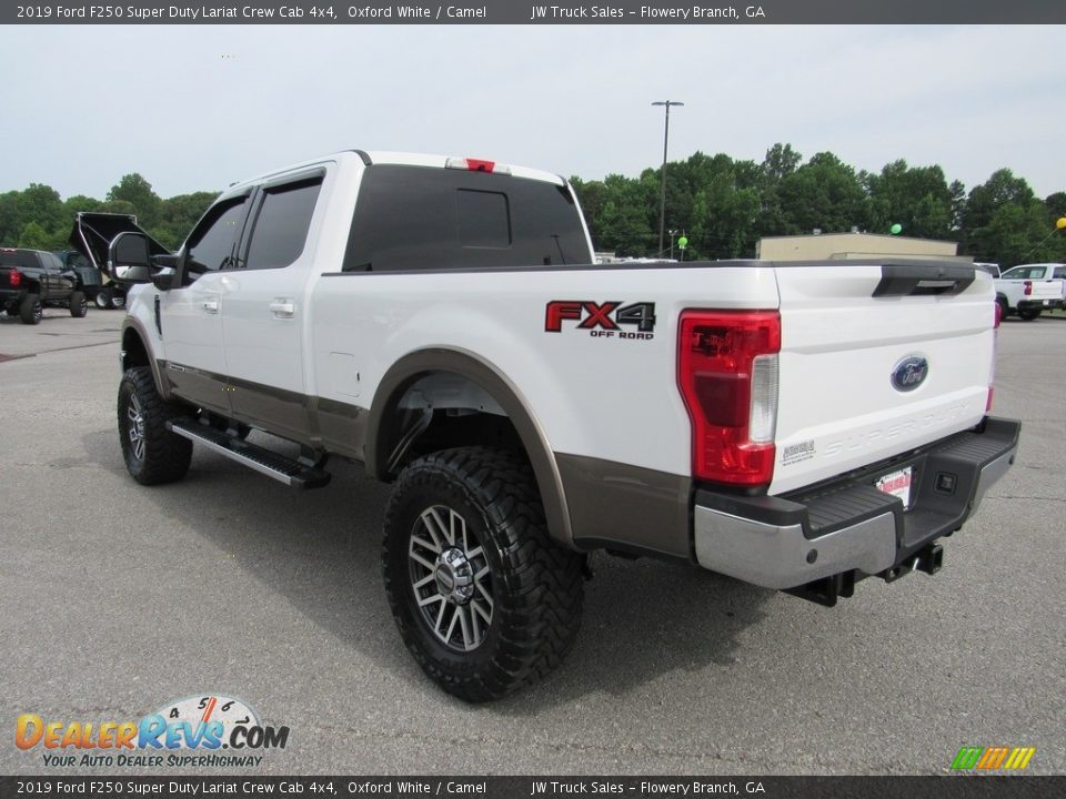 2019 Ford F250 Super Duty Lariat Crew Cab 4x4 Oxford White / Camel Photo #3