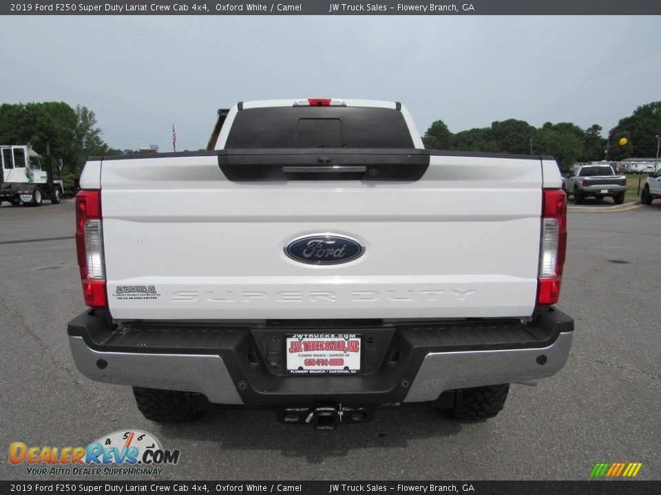 2019 Ford F250 Super Duty Lariat Crew Cab 4x4 Oxford White / Camel Photo #4