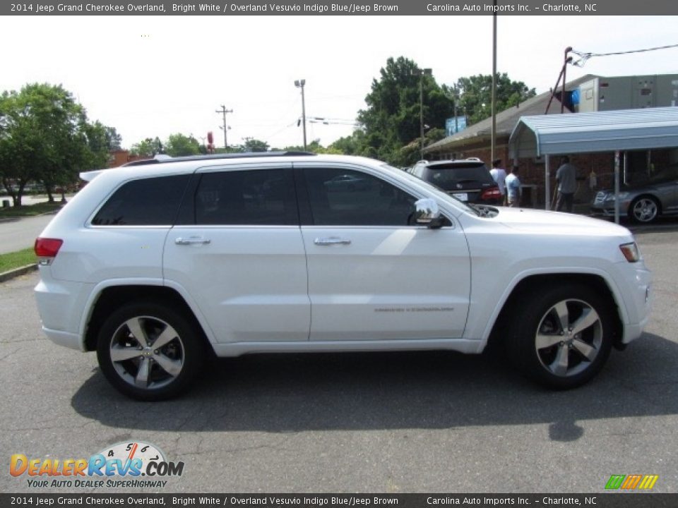 2014 Jeep Grand Cherokee Overland Bright White / Overland Vesuvio Indigo Blue/Jeep Brown Photo #11