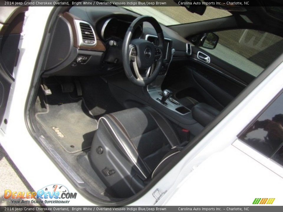 2014 Jeep Grand Cherokee Overland Bright White / Overland Vesuvio Indigo Blue/Jeep Brown Photo #17