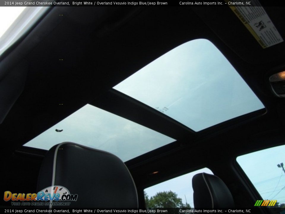 2014 Jeep Grand Cherokee Overland Bright White / Overland Vesuvio Indigo Blue/Jeep Brown Photo #23