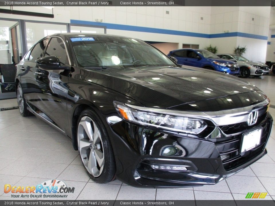 2018 Honda Accord Touring Sedan Crystal Black Pearl / Ivory Photo #3