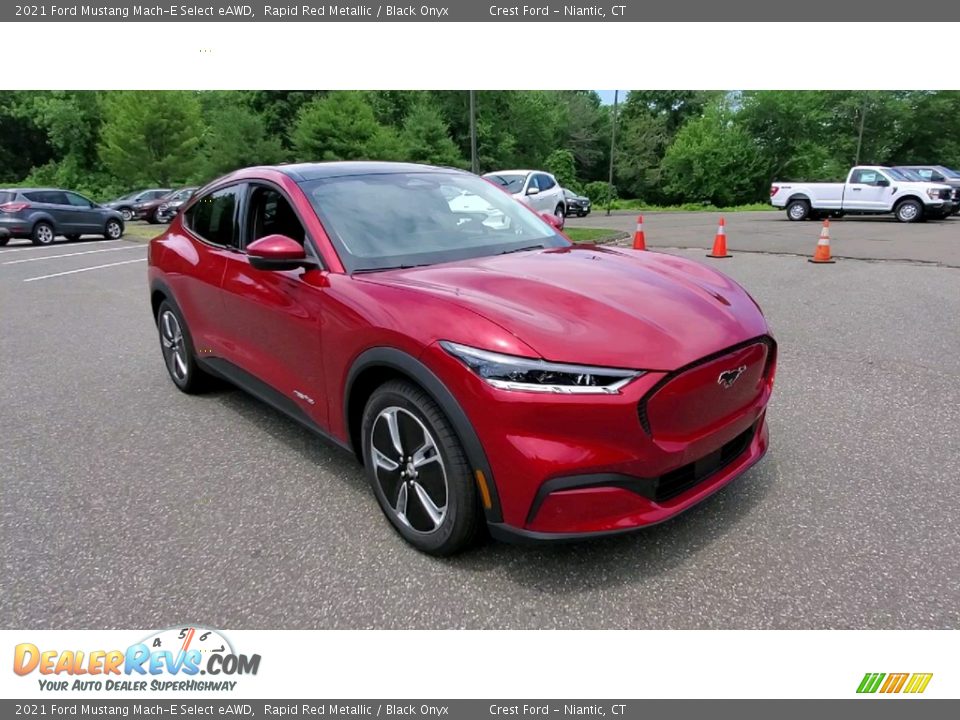Front 3/4 View of 2021 Ford Mustang Mach-E Select eAWD Photo #1
