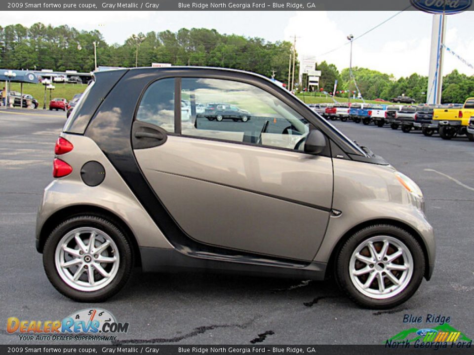 2009 Smart fortwo pure coupe Gray Metallic / Gray Photo #6