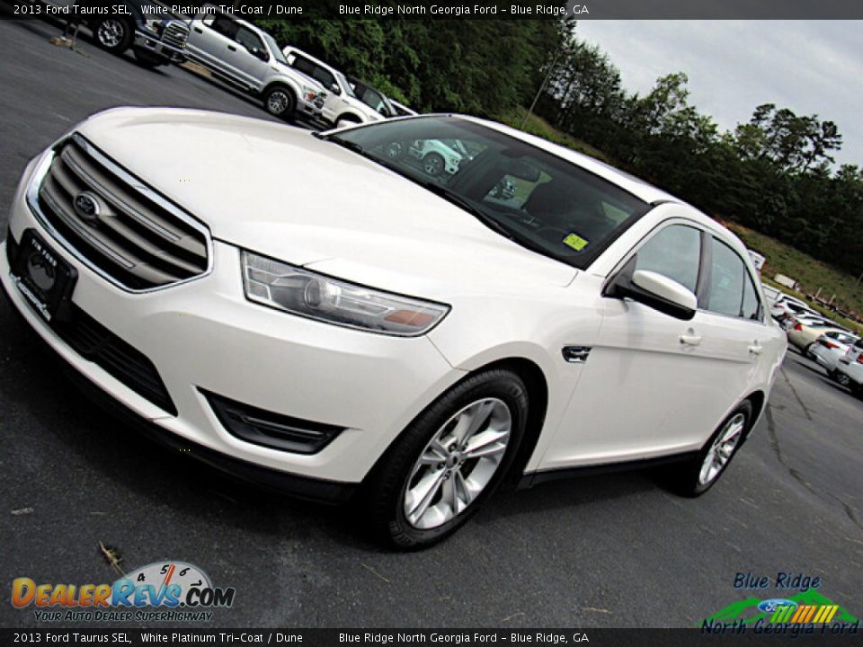 2013 Ford Taurus SEL White Platinum Tri-Coat / Dune Photo #25
