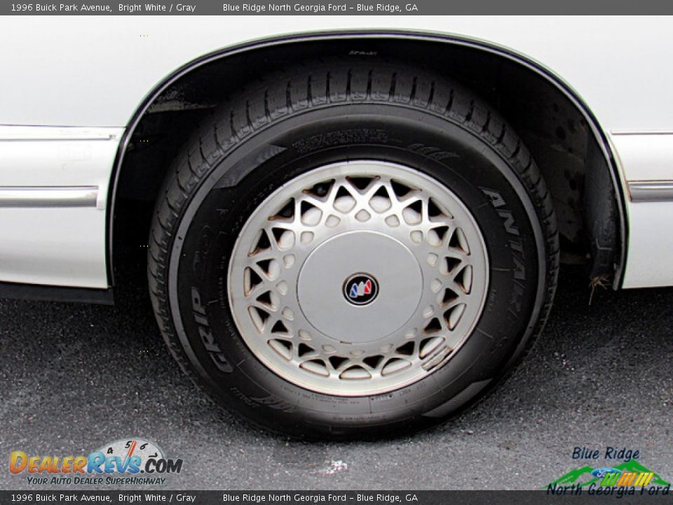 1996 Buick Park Avenue  Wheel Photo #9