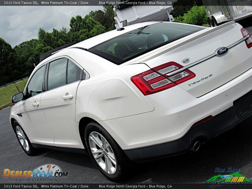 2013 Ford Taurus SEL White Platinum Tri-Coat / Dune Photo #28