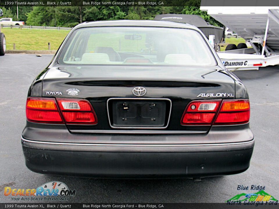 1999 Toyota Avalon XL Black / Quartz Photo #4