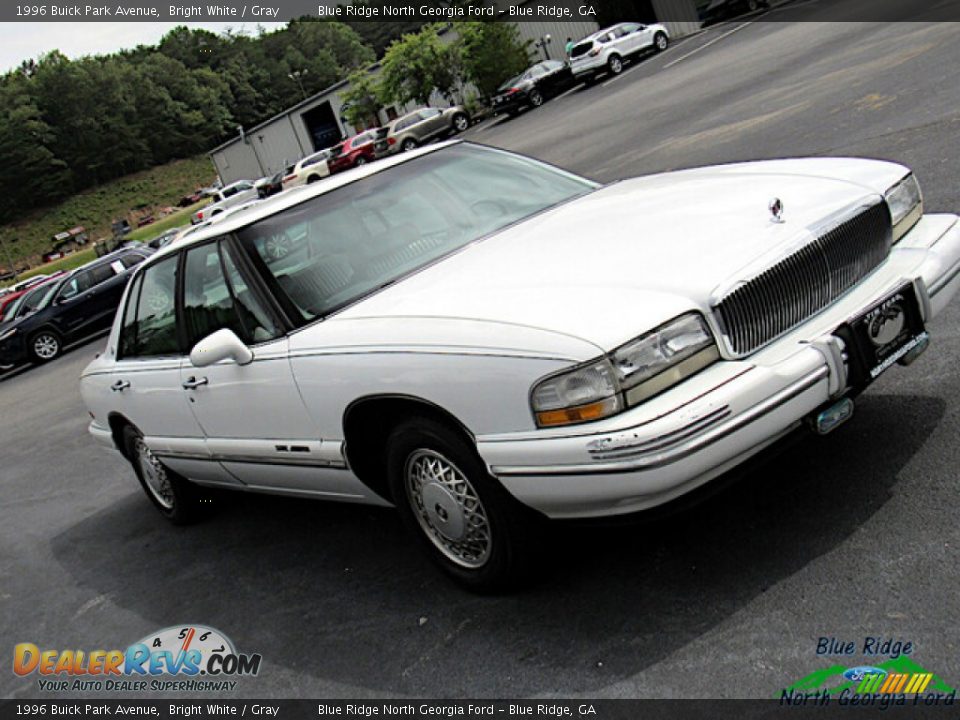 1996 Buick Park Avenue Bright White / Gray Photo #20