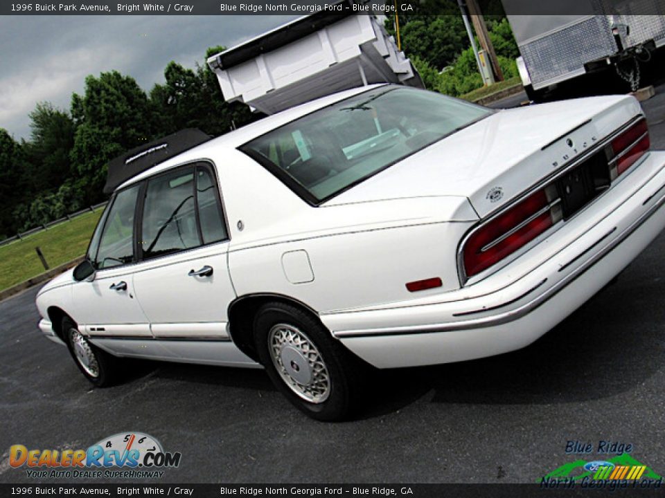 1996 Buick Park Avenue Bright White / Gray Photo #22