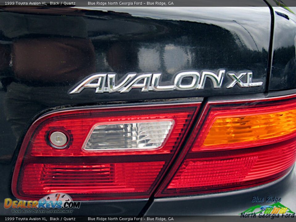 1999 Toyota Avalon XL Black / Quartz Photo #19