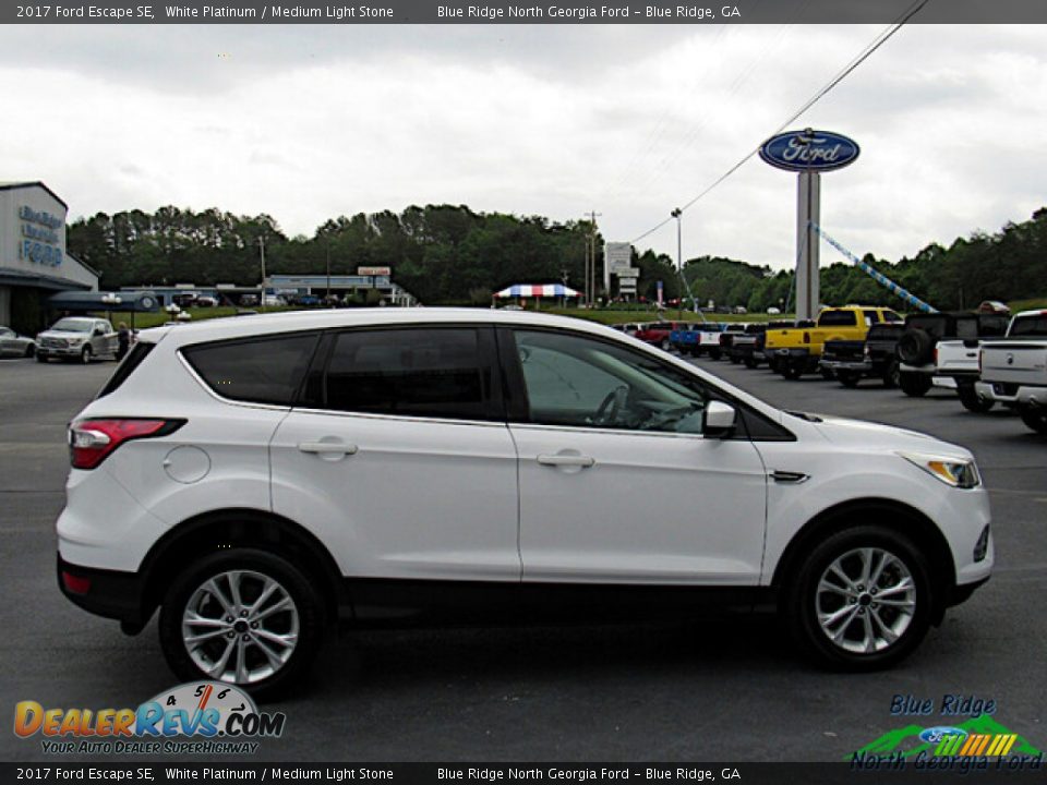 2017 Ford Escape SE White Platinum / Medium Light Stone Photo #6