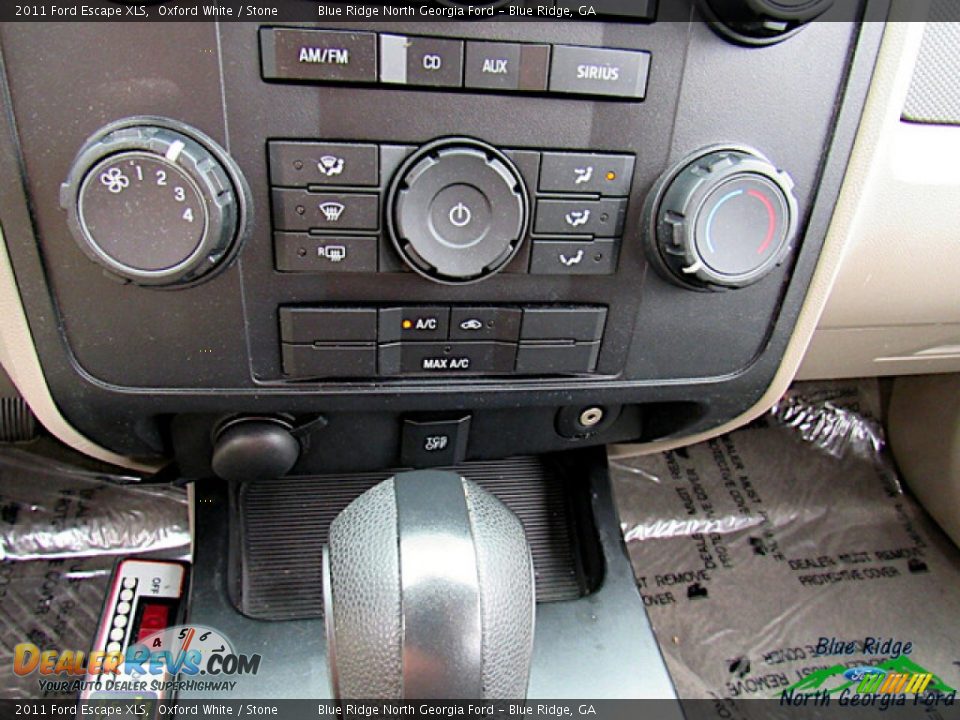 2011 Ford Escape XLS Oxford White / Stone Photo #19