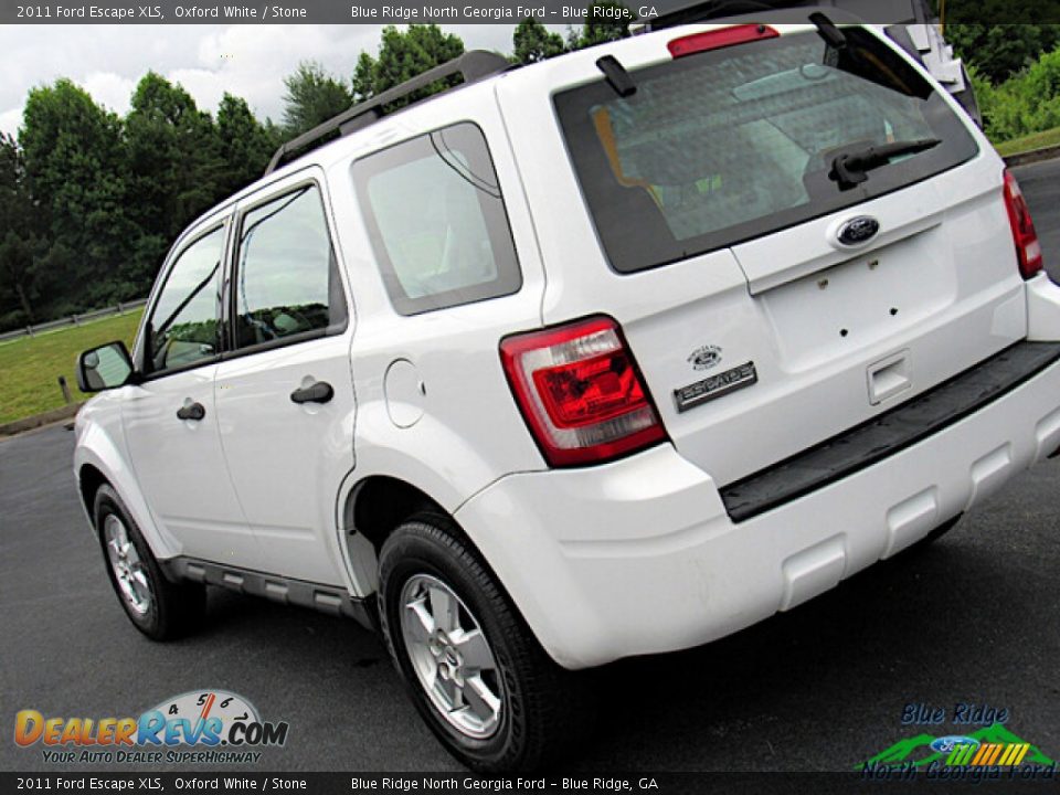 2011 Ford Escape XLS Oxford White / Stone Photo #25