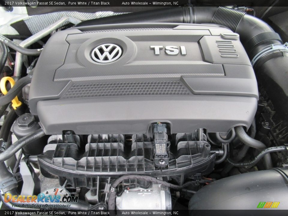2017 Volkswagen Passat SE Sedan Pure White / Titan Black Photo #6
