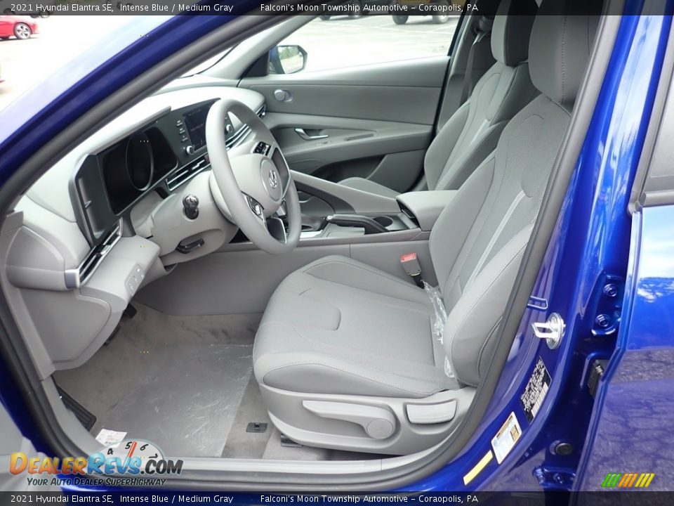 2021 Hyundai Elantra SE Intense Blue / Medium Gray Photo #9