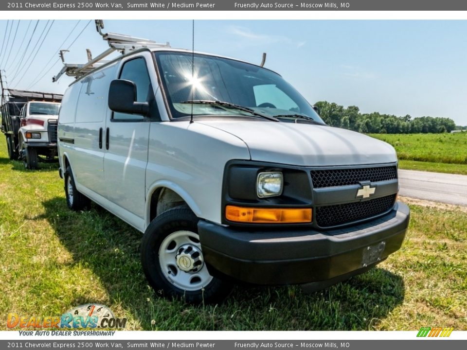 2011 Chevrolet Express 2500 Work Van Summit White / Medium Pewter Photo #1