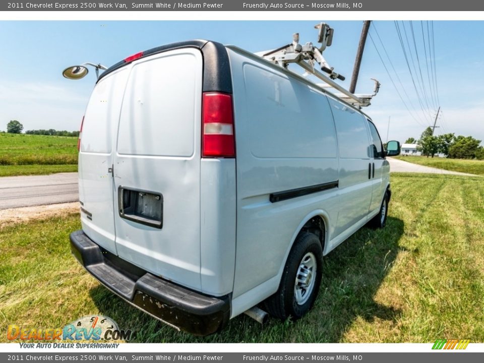 2011 Chevrolet Express 2500 Work Van Summit White / Medium Pewter Photo #4