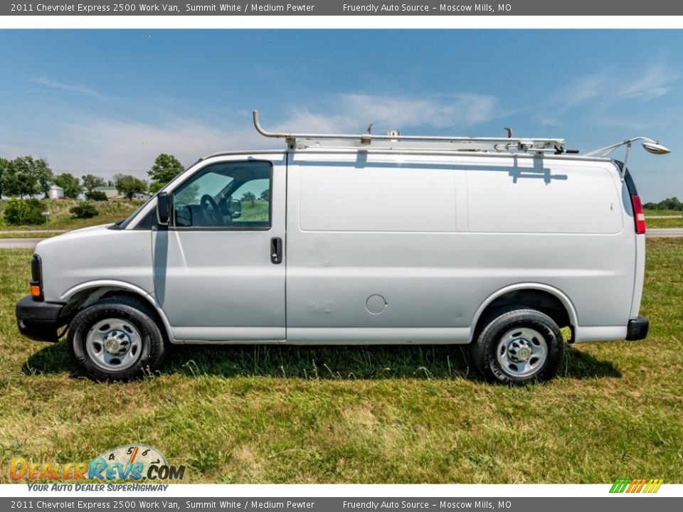 2011 Chevrolet Express 2500 Work Van Summit White / Medium Pewter Photo #7