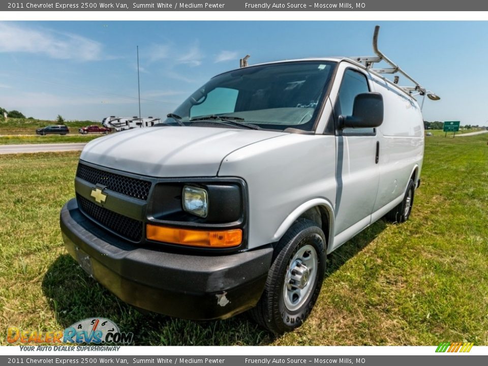 2011 Chevrolet Express 2500 Work Van Summit White / Medium Pewter Photo #8