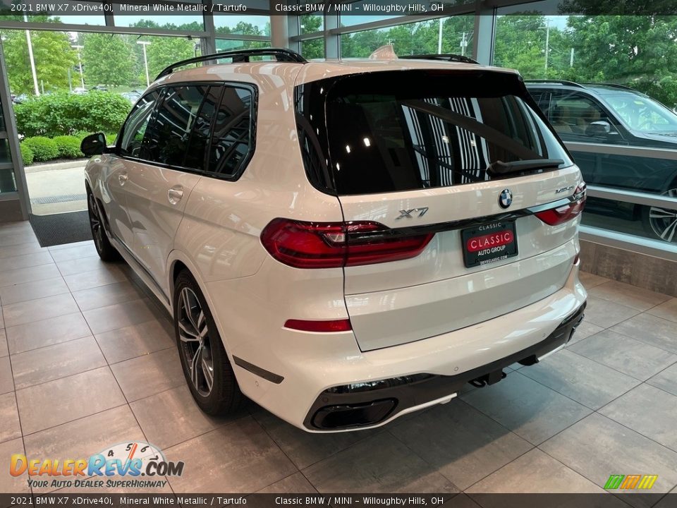 2021 BMW X7 xDrive40i Mineral White Metallic / Tartufo Photo #2