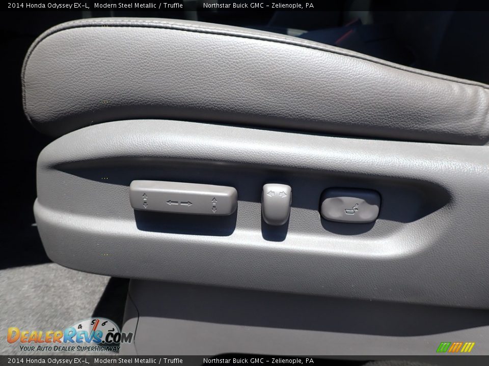 2014 Honda Odyssey EX-L Modern Steel Metallic / Truffle Photo #17