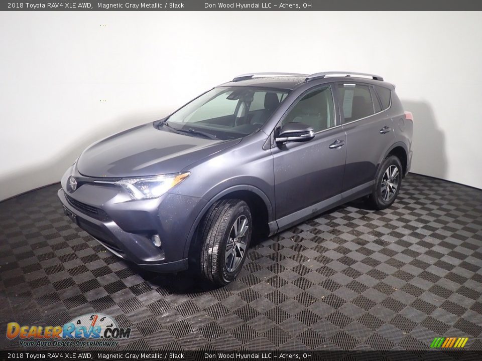 2018 Toyota RAV4 XLE AWD Magnetic Gray Metallic / Black Photo #10