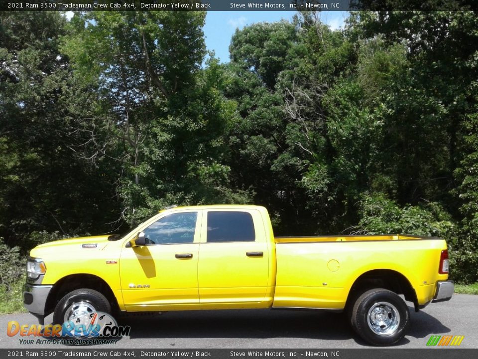 2021 Ram 3500 Tradesman Crew Cab 4x4 Detonator Yellow / Black Photo #1