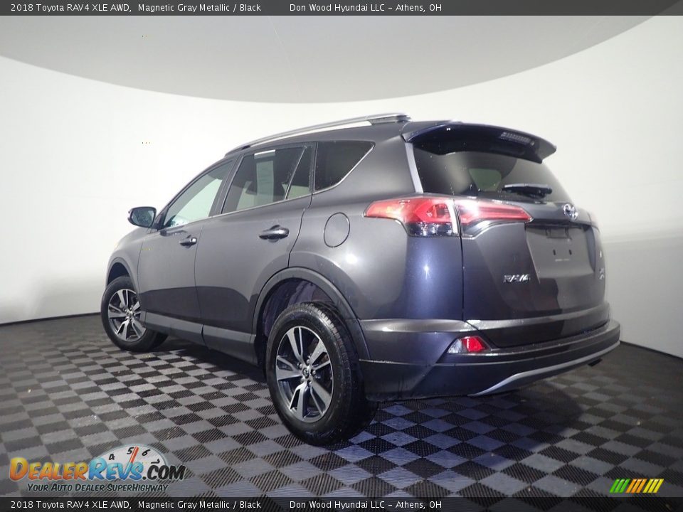 2018 Toyota RAV4 XLE AWD Magnetic Gray Metallic / Black Photo #12