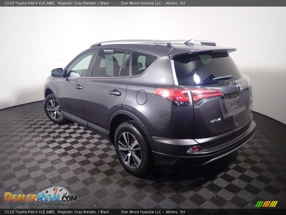 2018 Toyota RAV4 XLE AWD Magnetic Gray Metallic / Black Photo #13