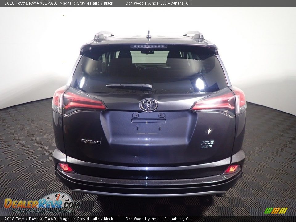 2018 Toyota RAV4 XLE AWD Magnetic Gray Metallic / Black Photo #14