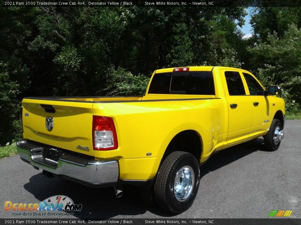 2021 Ram 3500 Tradesman Crew Cab 4x4 Detonator Yellow / Black Photo #6