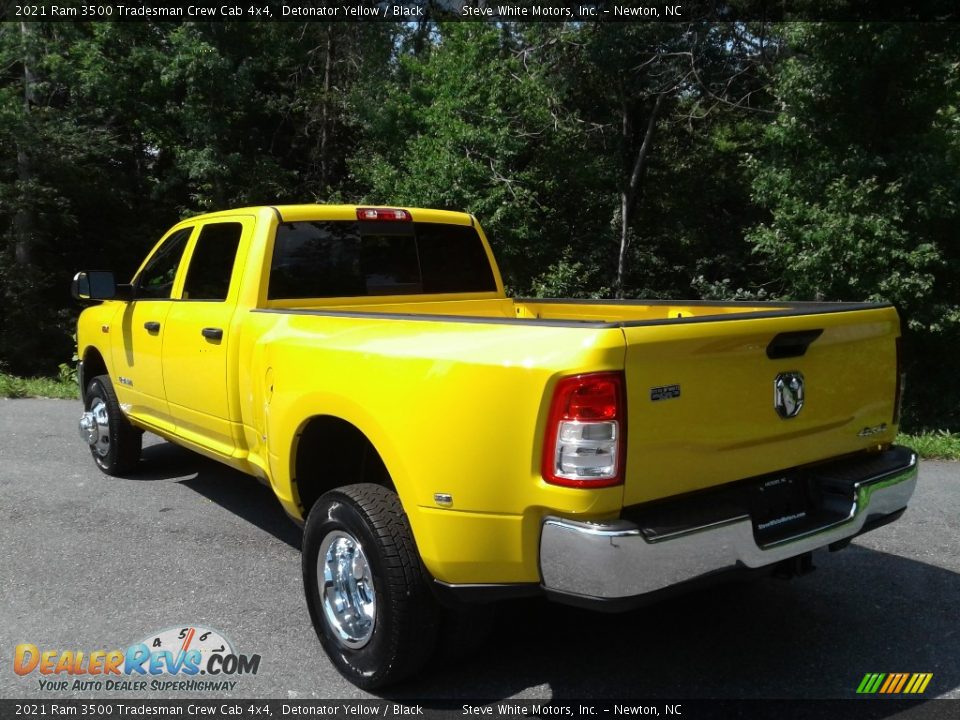 2021 Ram 3500 Tradesman Crew Cab 4x4 Detonator Yellow / Black Photo #9