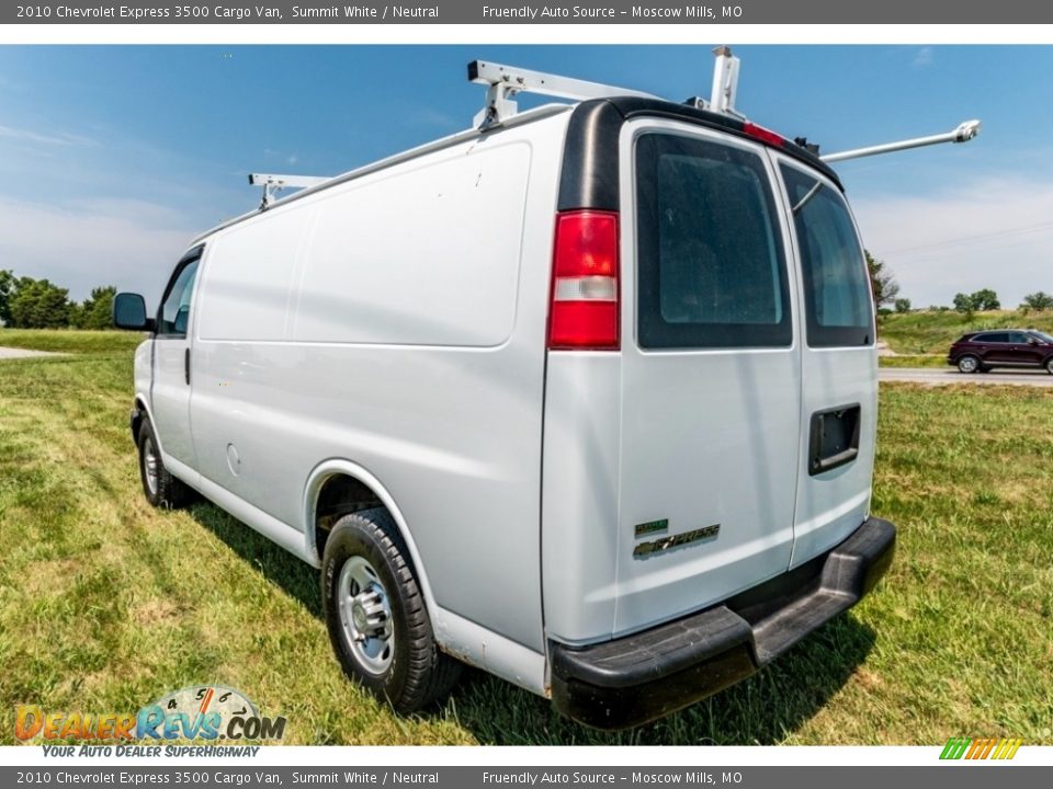 2010 Chevrolet Express 3500 Cargo Van Summit White / Neutral Photo #6