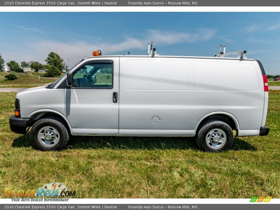 2010 Chevrolet Express 3500 Cargo Van Summit White / Neutral Photo #7