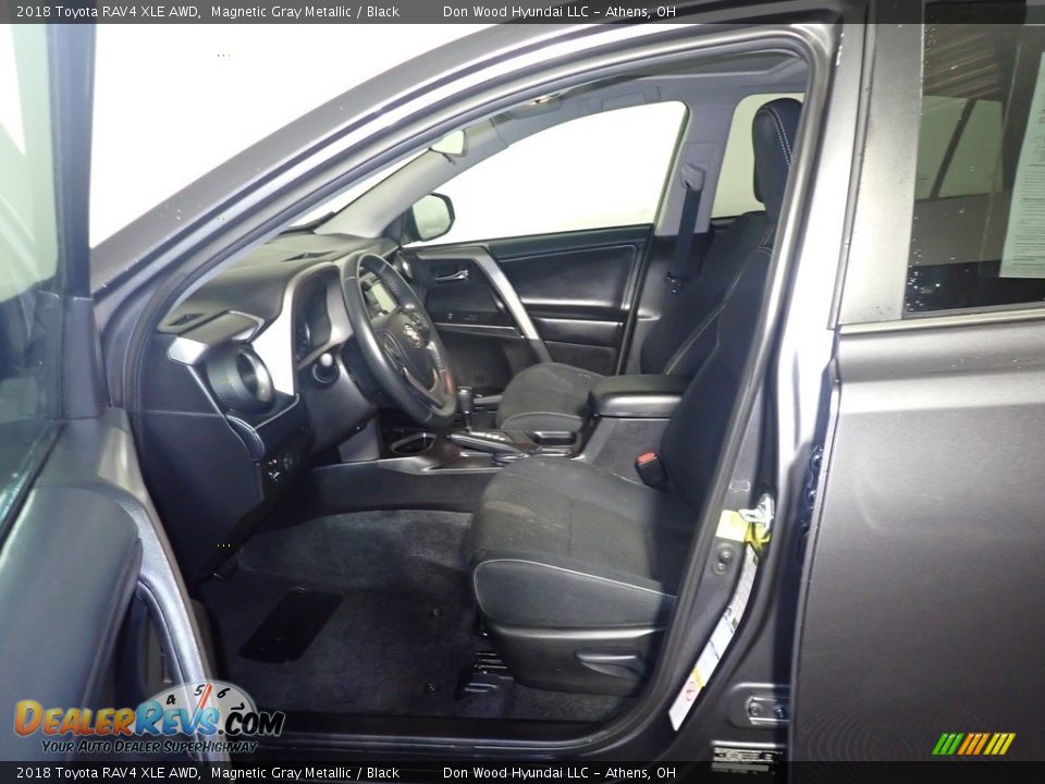 2018 Toyota RAV4 XLE AWD Magnetic Gray Metallic / Black Photo #23