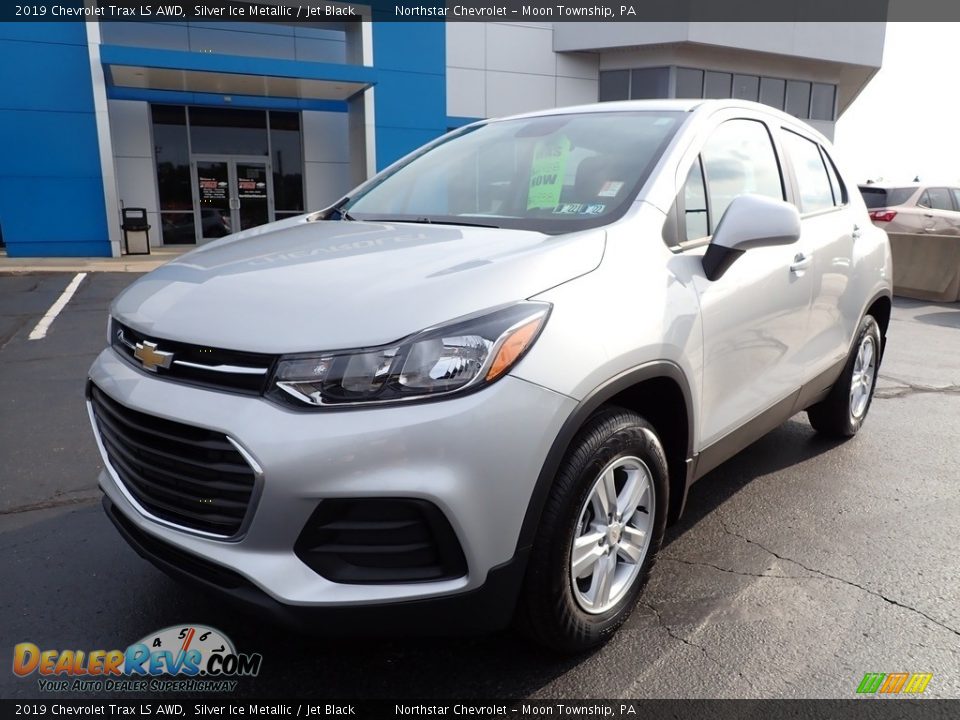 2019 Chevrolet Trax LS AWD Silver Ice Metallic / Jet Black Photo #2