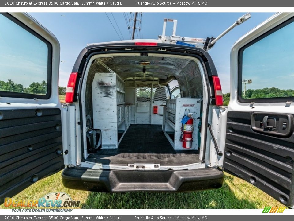 2010 Chevrolet Express 3500 Cargo Van Summit White / Neutral Photo #21