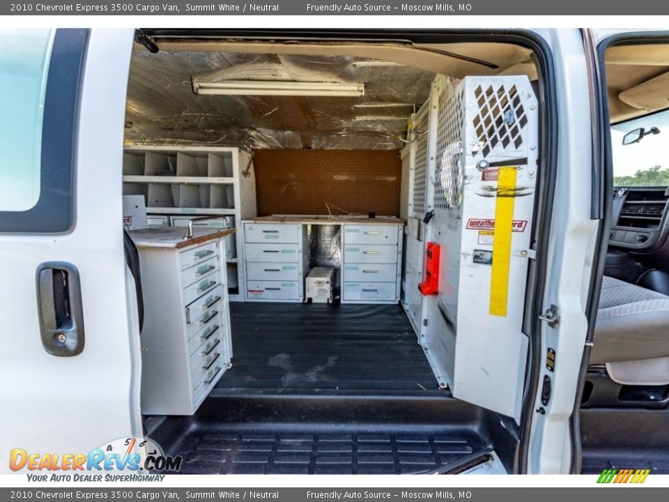 2010 Chevrolet Express 3500 Cargo Van Summit White / Neutral Photo #25