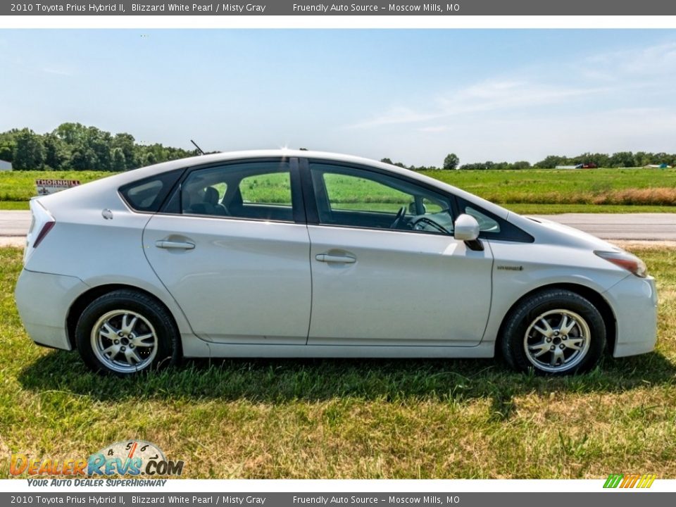 2010 Toyota Prius Hybrid II Blizzard White Pearl / Misty Gray Photo #3