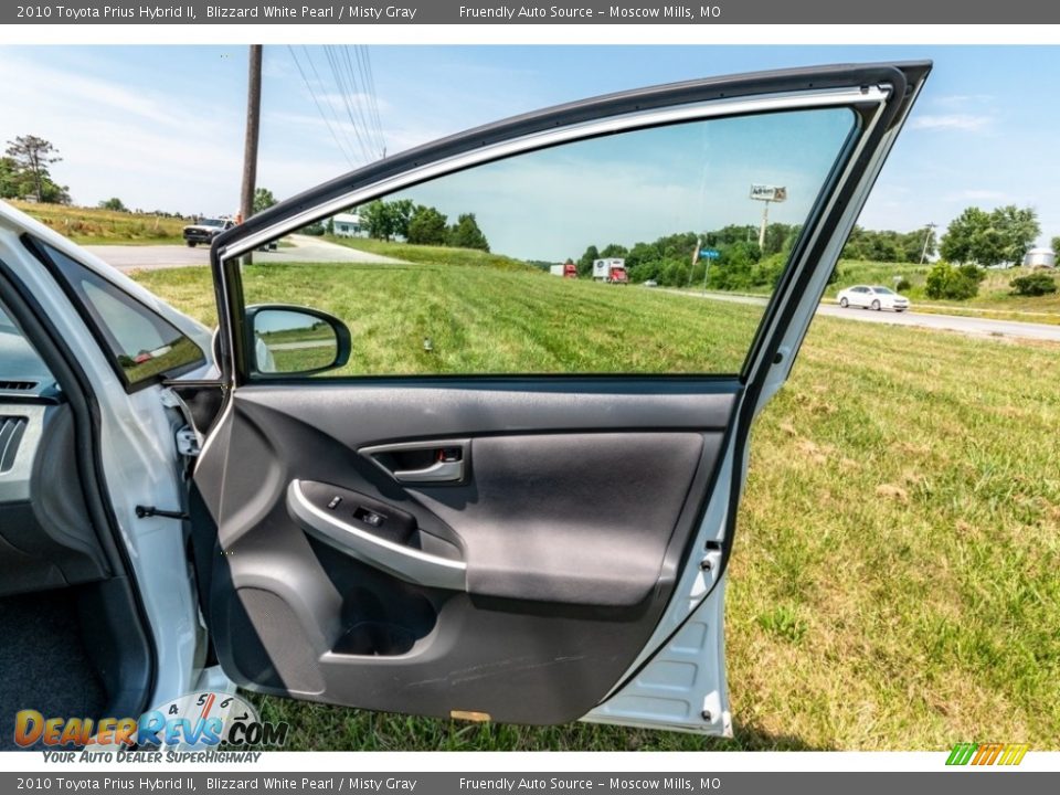 2010 Toyota Prius Hybrid II Blizzard White Pearl / Misty Gray Photo #26