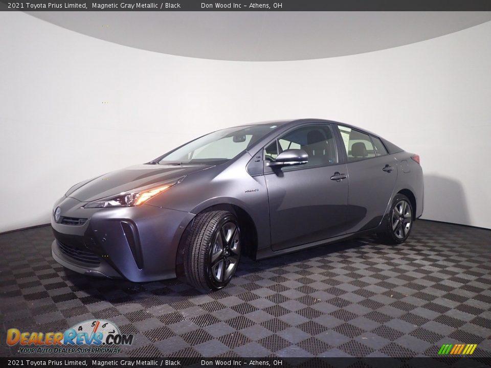 2021 Toyota Prius Limited Magnetic Gray Metallic / Black Photo #10