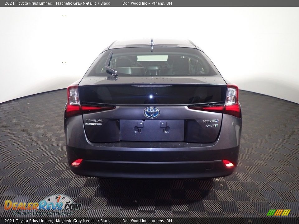 2021 Toyota Prius Limited Magnetic Gray Metallic / Black Photo #15