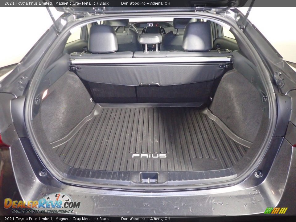 2021 Toyota Prius Limited Magnetic Gray Metallic / Black Photo #17