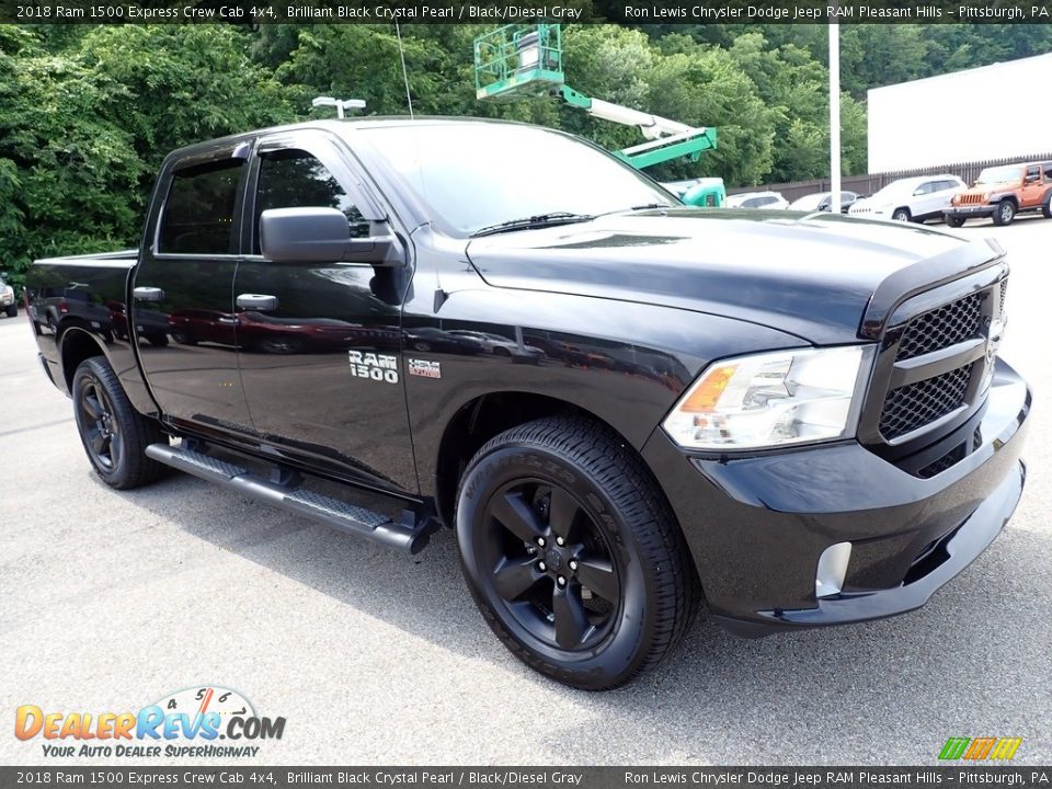 2018 Ram 1500 Express Crew Cab 4x4 Brilliant Black Crystal Pearl / Black/Diesel Gray Photo #7