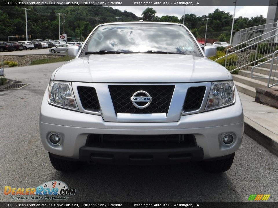 2018 Nissan Frontier Pro-4X Crew Cab 4x4 Brilliant Silver / Graphite Photo #10