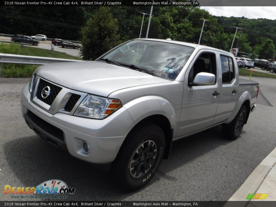 2018 Nissan Frontier Pro-4X Crew Cab 4x4 Brilliant Silver / Graphite Photo #11