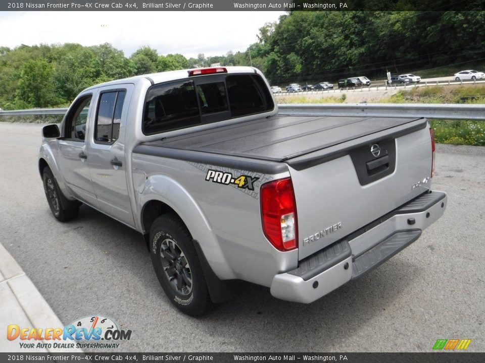 2018 Nissan Frontier Pro-4X Crew Cab 4x4 Brilliant Silver / Graphite Photo #13