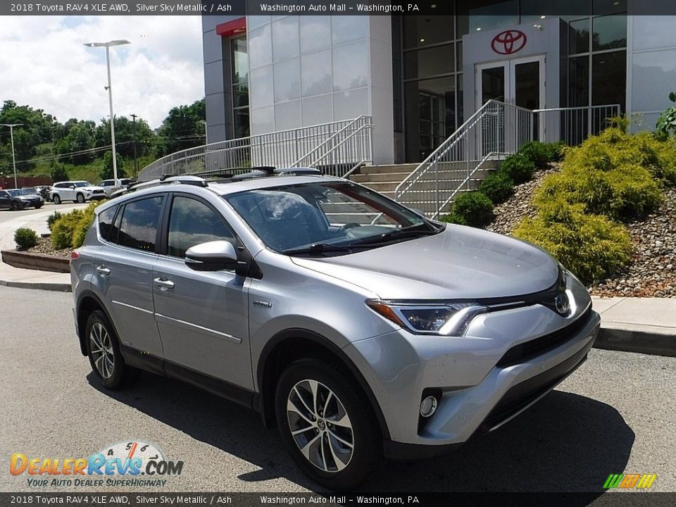 2018 Toyota RAV4 XLE AWD Silver Sky Metallic / Ash Photo #1